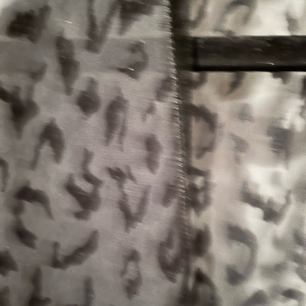 Danial Miexel Sheer & burnt velvet cheetah print lightweight cardigan - Picture 3 of 4